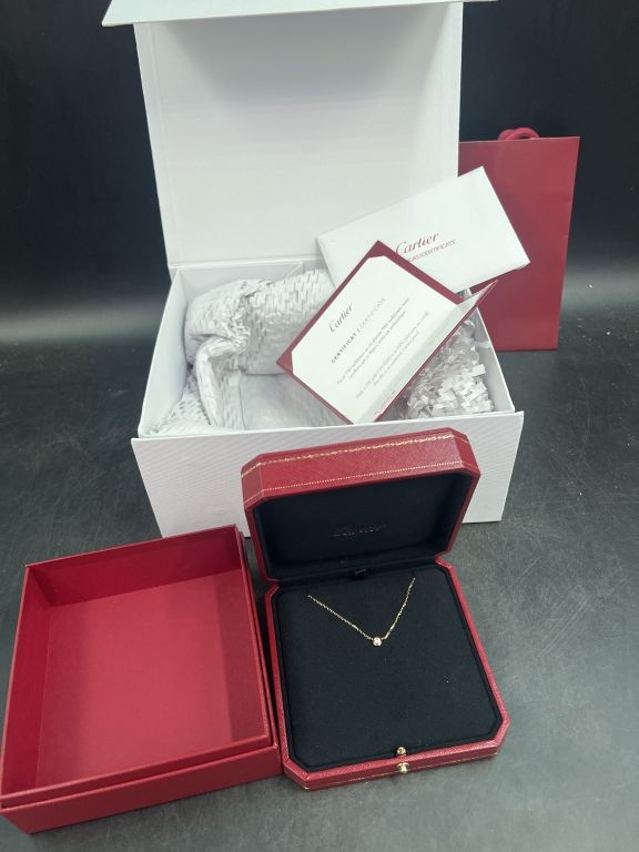 Lot 168: Cartier d'Armour 18kt Necklace with Diamond