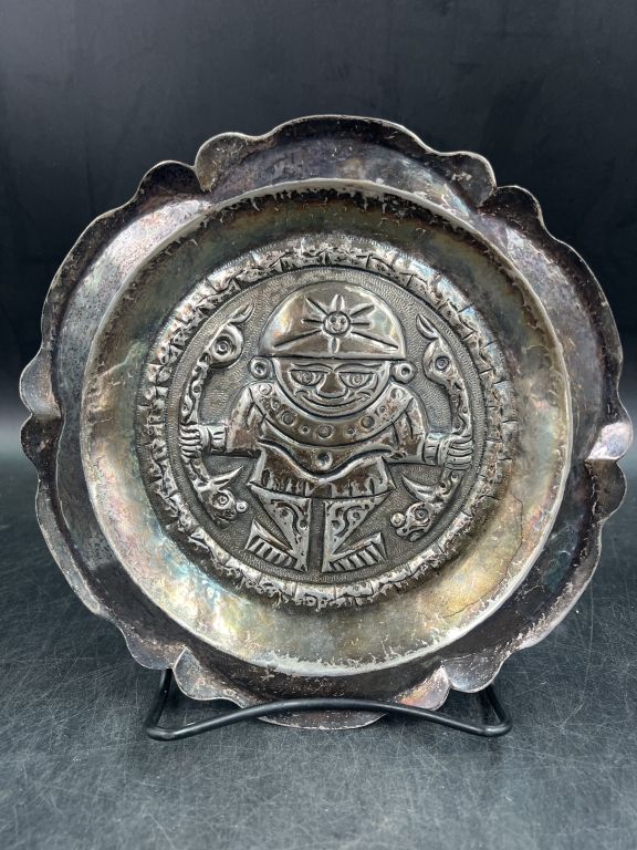 Lot 248: Vintage Peruvian Sterling Silver Dish