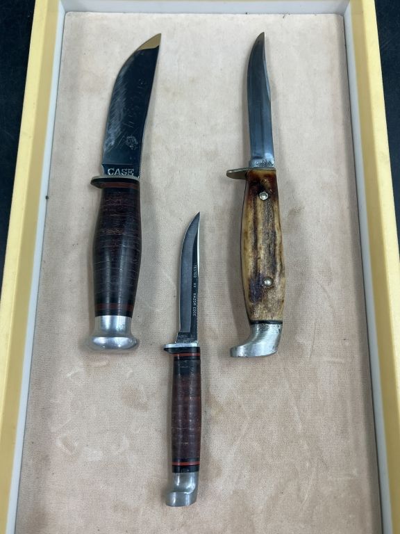 Lot 260: Case Knives Lot