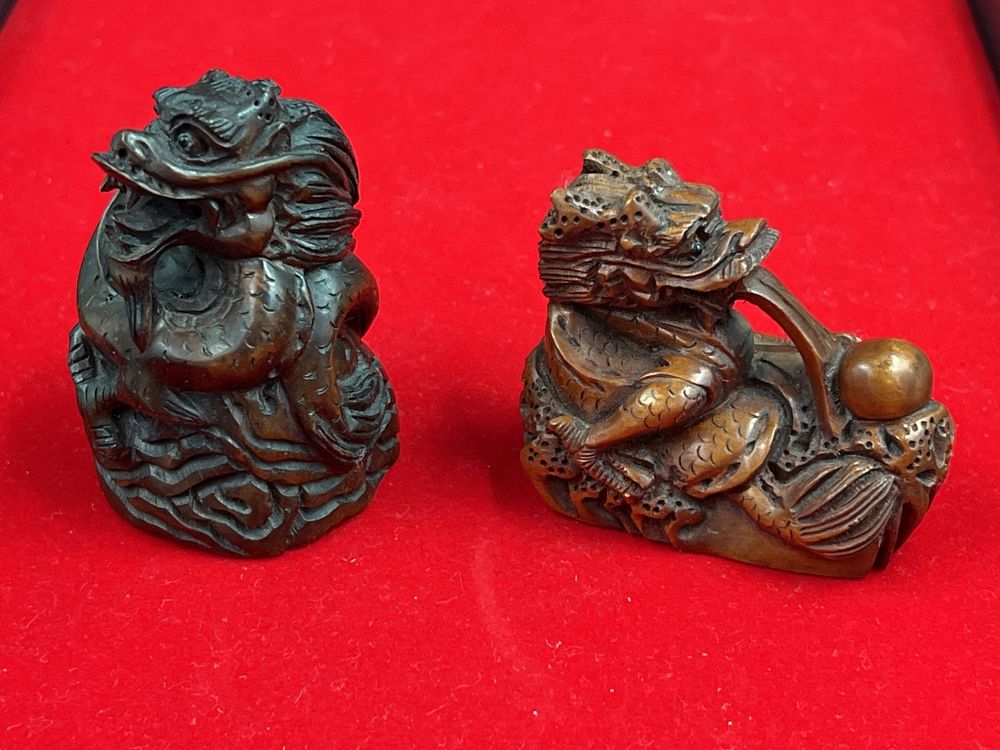 Lot 272: Vintage Antique Chinese Carved Foo Dogs