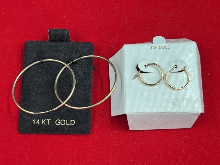 Lot 281: 10kt and 14kt Gold Hoop Earrings