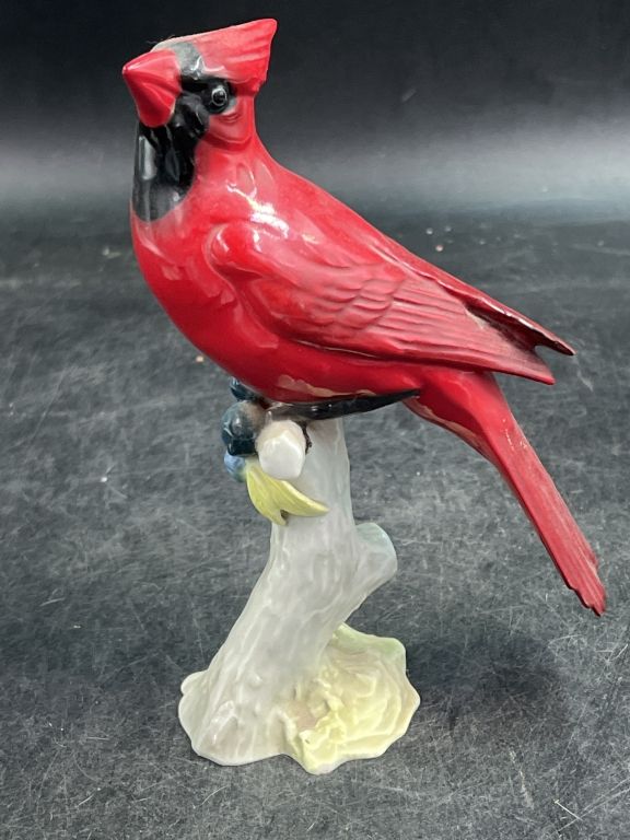 Lot 288: Hutschenreuther Porcelain Cardinal Figurine