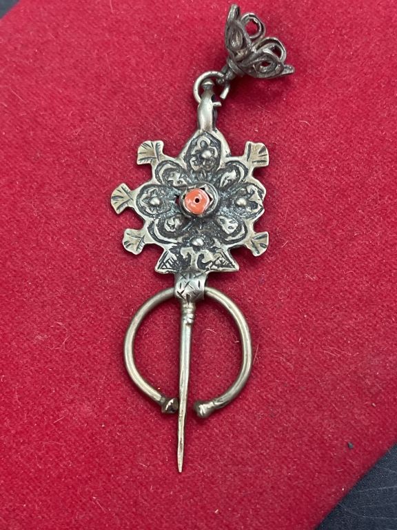 Lot 312: Berber Fibula or Amazigh Fibula