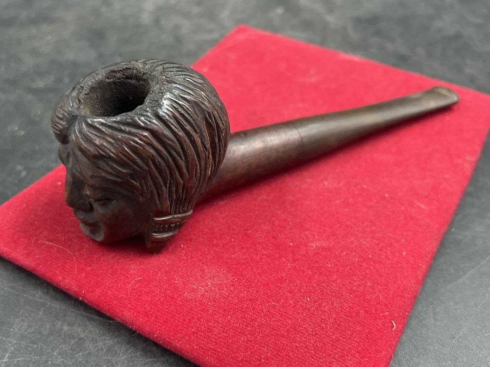 Lot 330: Vintage Briar Wood Pipe