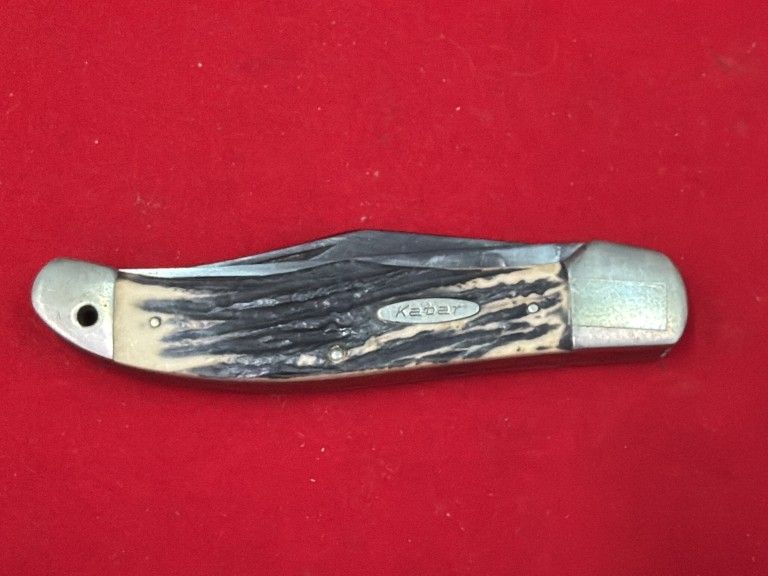 Lot 167: Vintage Kabar 1184 USA Knife