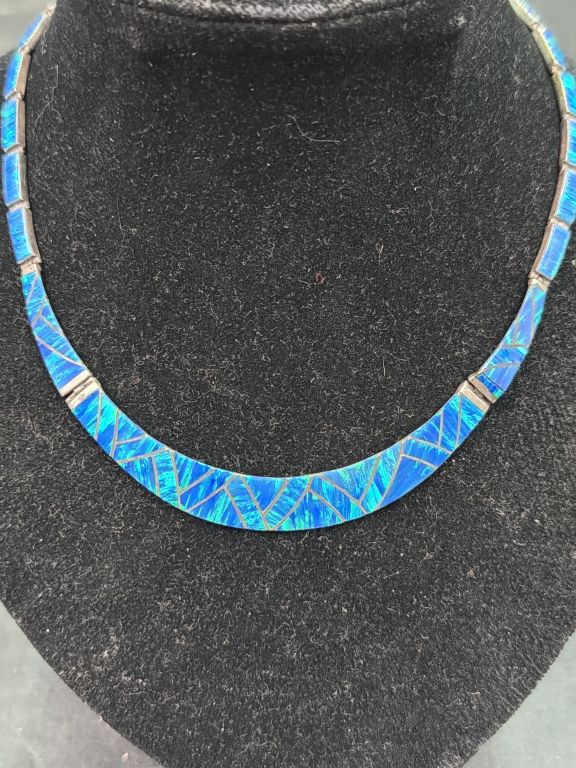 Lot 183: Navajo Sterling Silver Necklace with Blue Opal Inl