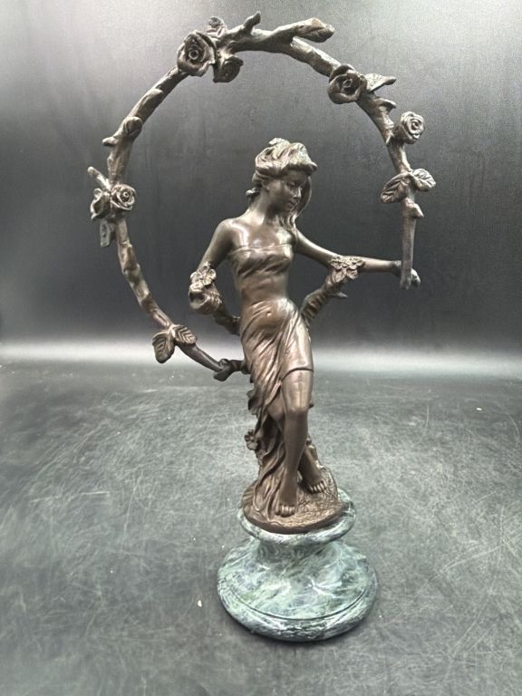 Lot 191: Art Nouveau "Le Temps des Roses" Bronze