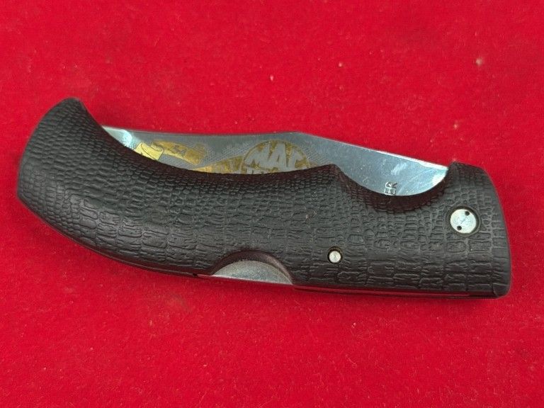 Lot 208: Gerber "Mac Tools" Pocketknife