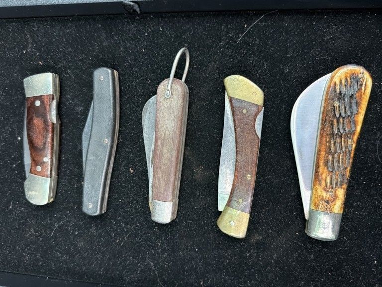 Lot 249: Vintage Pocketknife's