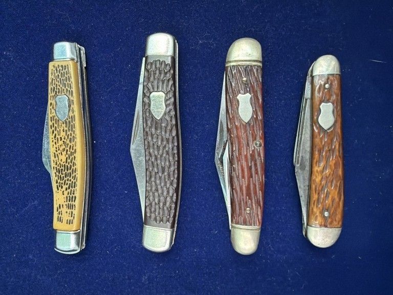 Lot 264: Vintage Pocketknives