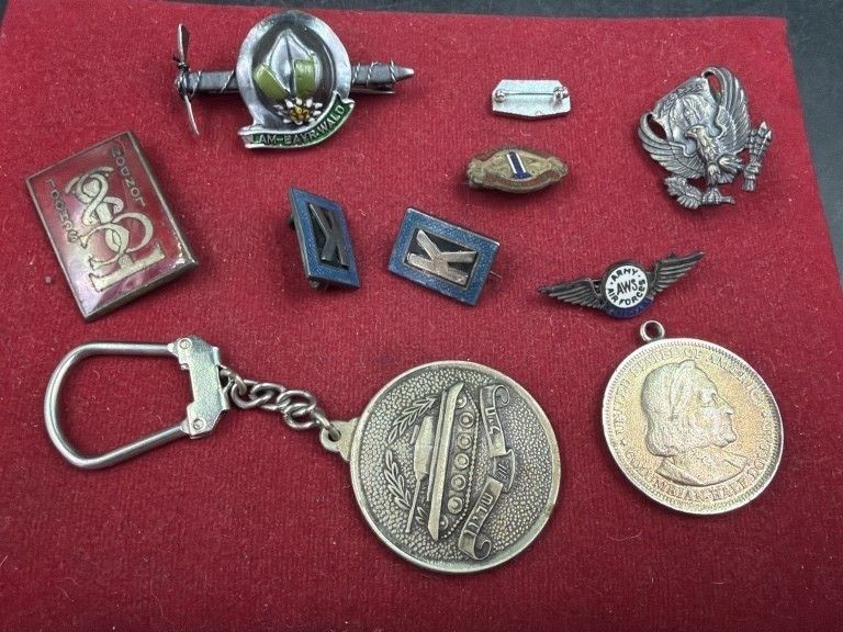 Lot 279: Vintage Misc Lot