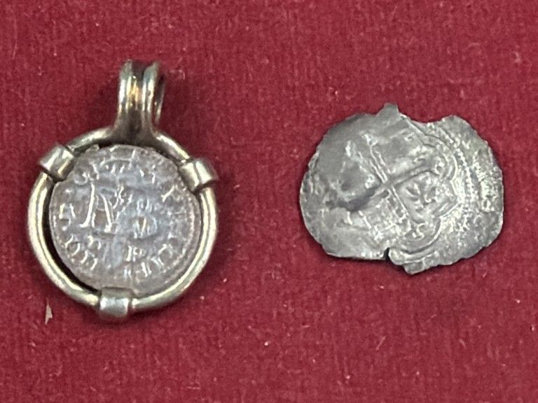 Lot 285: Treasure Coins