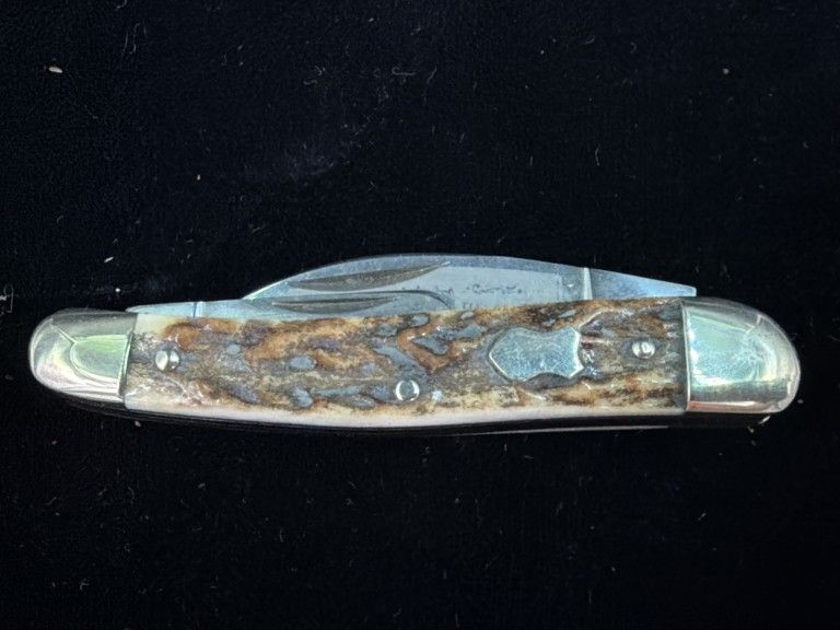 Lot 296: Vintage "Bulldog" Pocketknife
