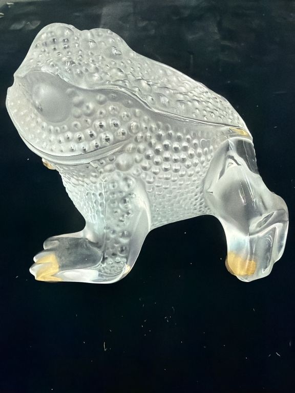 Lot 301: Lalique Paris Frog