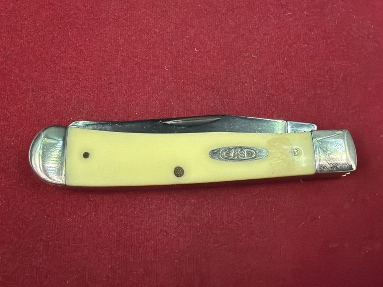 Lot 328: Vintage Case Pocket Knife