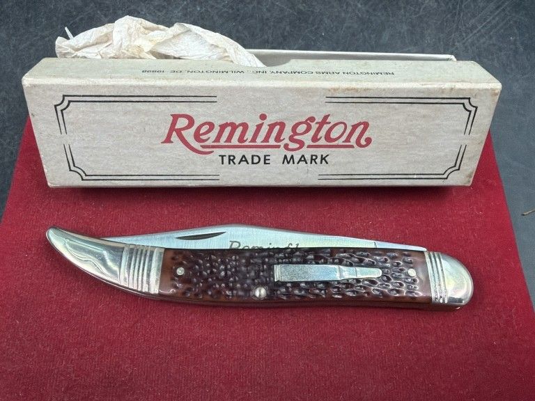 Lot 341: Remington UMC Pocket Knife