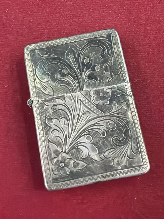 Lot 343: Vintage Sterling Lighter