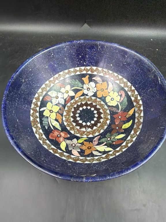 Lot 354: Vintage Lapis Aghan Gemstone Bowl