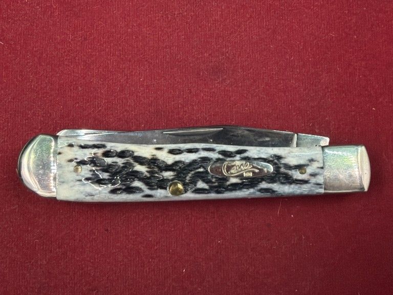 Lot 379: Vintage Case 6254 USA