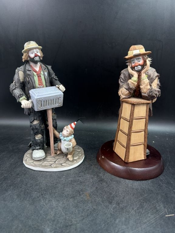 Lot 385: Emmett Kelly Porcelain Figurines