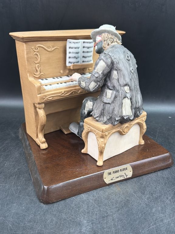 Lot 398: Emmett Kelly "The Piano Player"