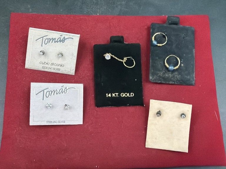 Lot 442: Jewelry Lot 14kt and Sterling