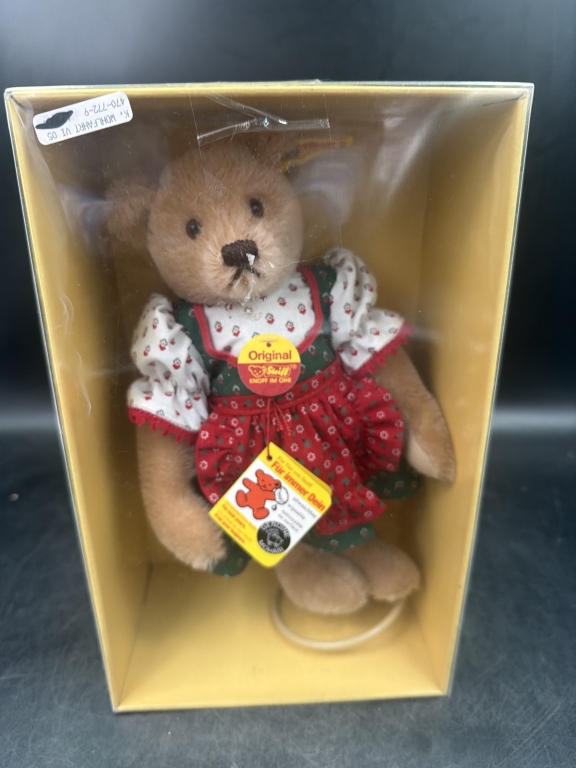 Steiff "Helga" Teddy Bear Original Box