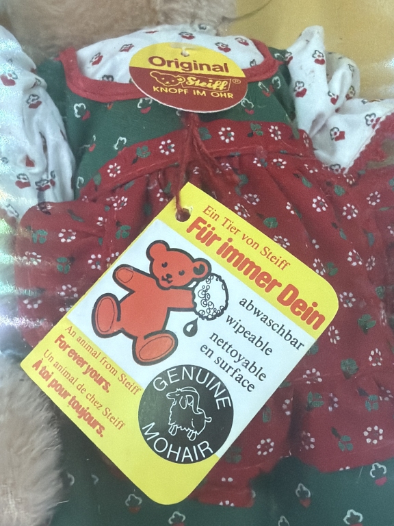 Steiff "Helga" Teddy Bear Original Box