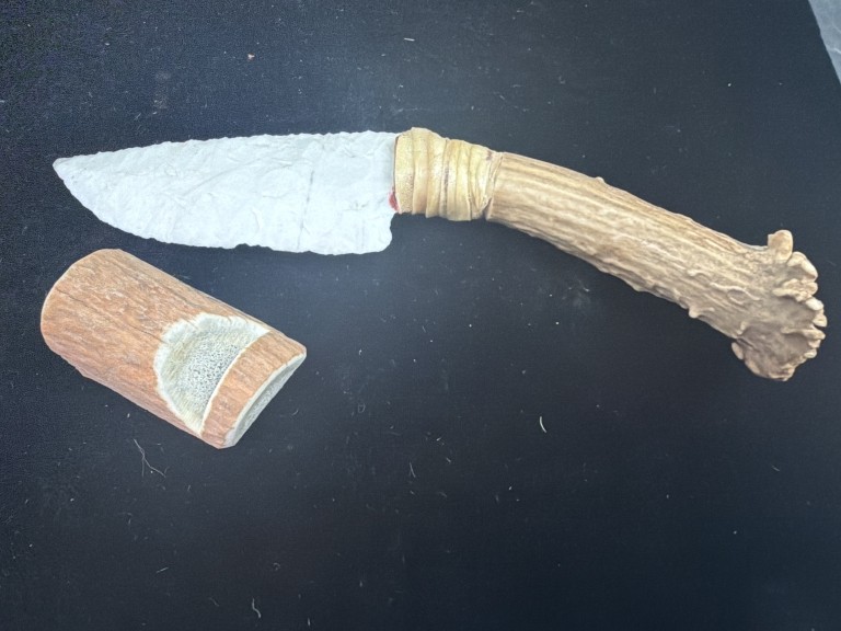 Hand Napped Flint Knife