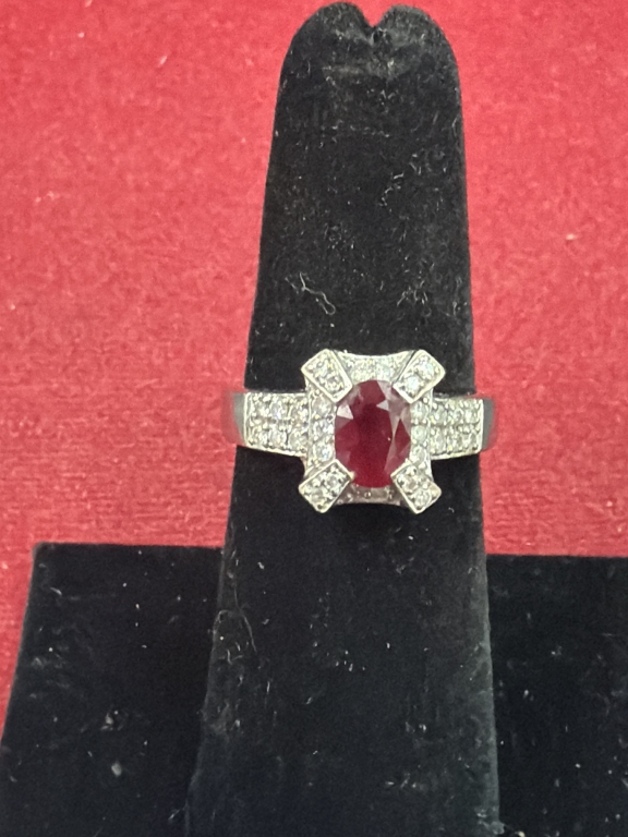 14kt White Gold Ring with Ruby