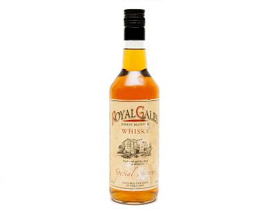 GARRAFA DE SCOTCH WHISKY. Uma ( 1 ) garrafa de scotch whisky “ROYAL GALES – SPECIAL RESERVE – 