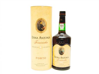 GARRAFA DE VINHO DO PORTO. Uma ( 1 ) garrafa de vinho do Porto “DONA ANTÓNIA – PORTO FERREIRA - 