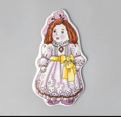 Мари. Елочная игрушка.
Цветкова Л. Ю. 
Твердый фарфор, ИФЗ. 
12х6,6см