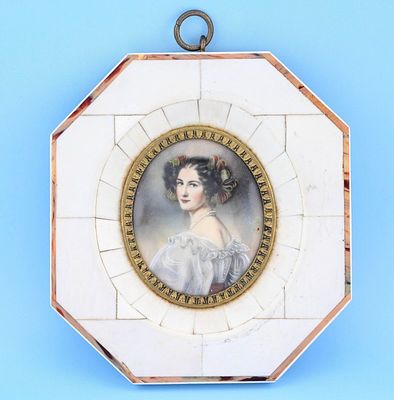 Миниатюра "Auguste Strobl" гуашь слоновая кость. Великолепная миниатюра: портрет Августы Штробль 