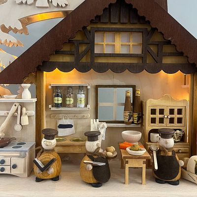 Светильник-арка “Шеф повара”
Настоящая ручная работа от немецкой мануфактуры RATAGS. Здесь 