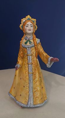 Татьяна Афанасьева.
Внучка, солнышко. 2021. Авторская скульптура. ИФЗ.
Фарфор. Ручная отливка 