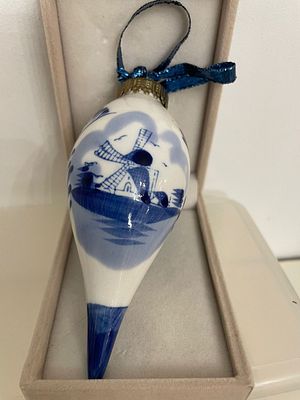 Елочная игрушка
Голландия
Фарфор &laquo;делфсткий синий&raquo;
Ручная подглазная роспись. Традиционный 