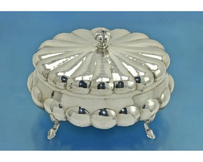 Шкатулка серебро 800 пробы Италия. Серебряная шкатулка Изготовлена в Германии, в 60-х годах ХХ 