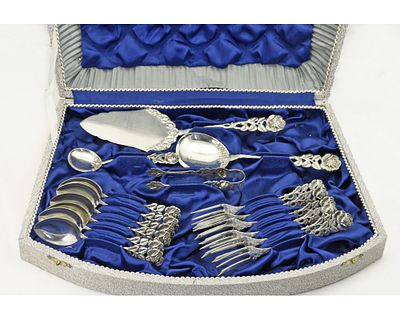 16 предметов ДЕСЕРТНЫЙ НАБОР серебро 800 пробы Роза. Десертный набор из 16 предметов в стиле 