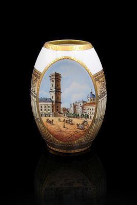 Авторская Ваза "Виды Санкт-Петербурга". Фарфоровая ваза &laquo;Виды Санкт-Петербурга&raquo; расписана 
