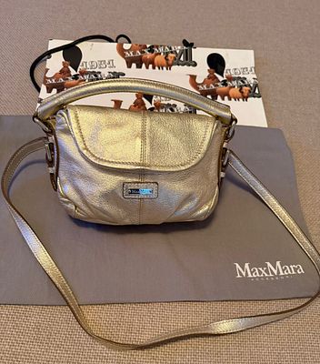Сумка Max Mara. Новая. Кожа. Cross body. Цвет &laquo;брызги шампанского&raquo;.