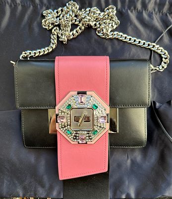 PRADA. Лимитированный выпуск! сумка Ribbon Bag. . 14х20х6. Съёмная цепочка 112 см. Пыльник в 