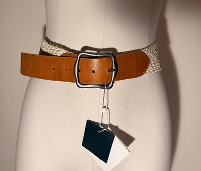 Ремень Weekend Max Mara. Новый с этикетками, упаковкой и маркировкой. Кожа, хлопок. Рабочая 