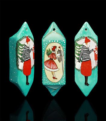 Елочная ИГРУШКА-КОНФЕТА &laquo;VOGUE&raquo;
Фарфор, ручная роспись 
Размер: 3,5 х 11,5 см