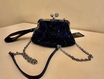 Сумочка Weekend Max Mara. Знаменитая модель Pasticcino( пирожное). . Застежка формуар. Новая. 