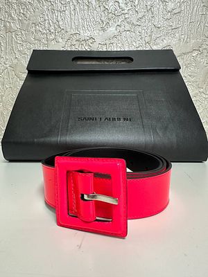 Ремень YSL 
Кожа. Длина 90 см.