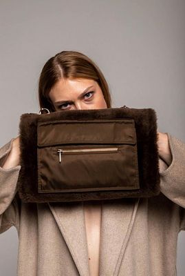 Сумка муфта MaxMara натуральный мех.