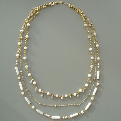 Трёхрядное колье с перламутром. Нежное, женственное, прелестное! По-зимнему прохладное! 