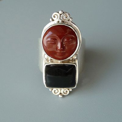Sajen. Кольцо из коллекции "GODDESS". Серебро. Яшма. Оникс. 90-е годы 20 века. Редко 