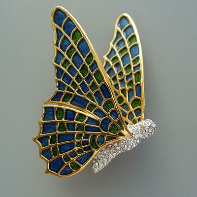 KENNETH JAY LANE (KJL). Брошь "Бабочка". Объёмная брошь оригинального дизайна выполнена из 